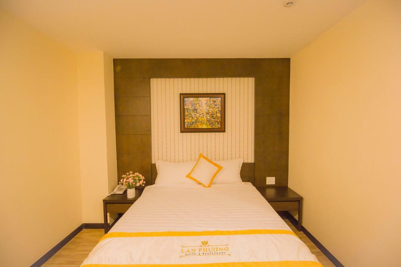 Lan Phuong Hotel Dalat Exteriör bild