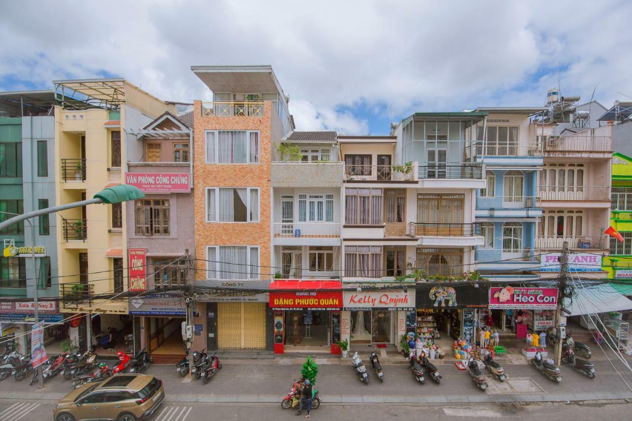 Lan Phuong Hotel Dalat Exteriör bild